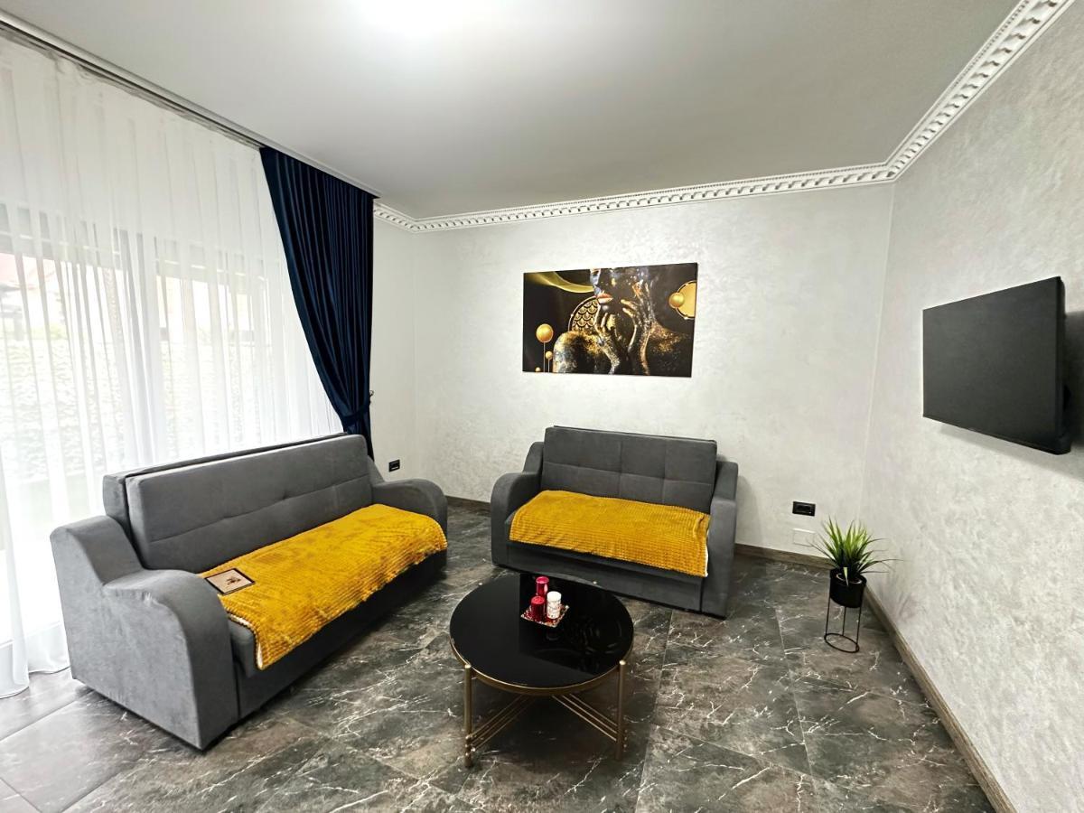 Casa Anastasia Villa Oradea Exterior foto